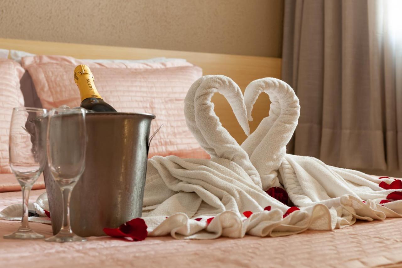 Hotel Olympia Вила Веля Екстериор снимка